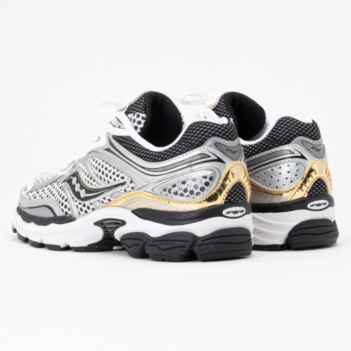 Saucony Progrid Omni 9 Silver Gold