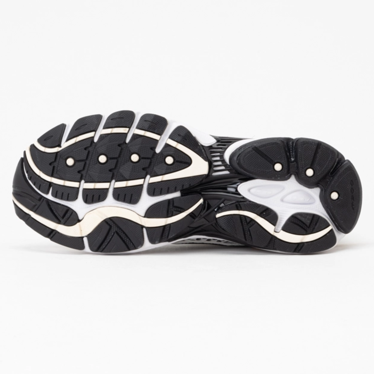 Saucony Progrid Omni 9 Silver Gold