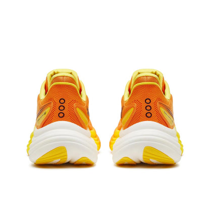Saucony Triumph 24 Fuego - view 4